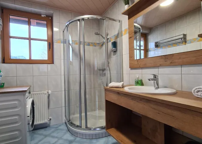 Schupfer - Free Parking, Seenaehe & 5 Skigebieten