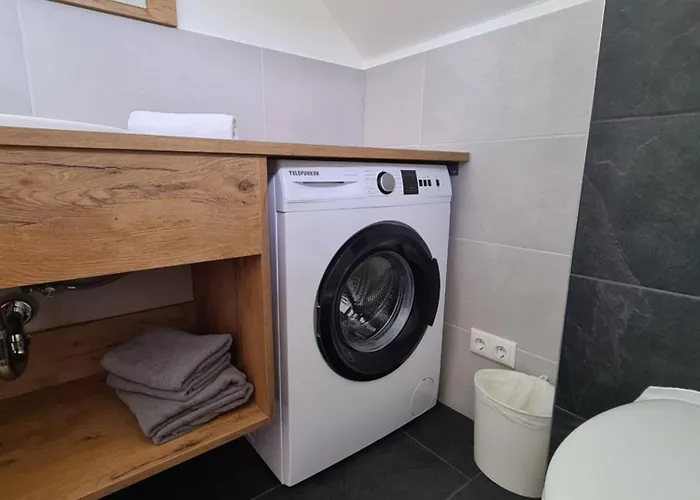 Schupfer - Free Parking, Seenaehe & 5 Skigebieten